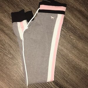 xs vs PINK campus leggings